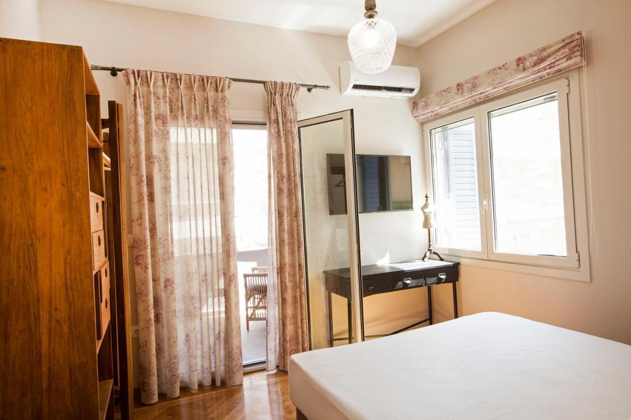 Bentzi Boutique Apartment 4 เอเธนส์ ภายนอก รูปภาพ
