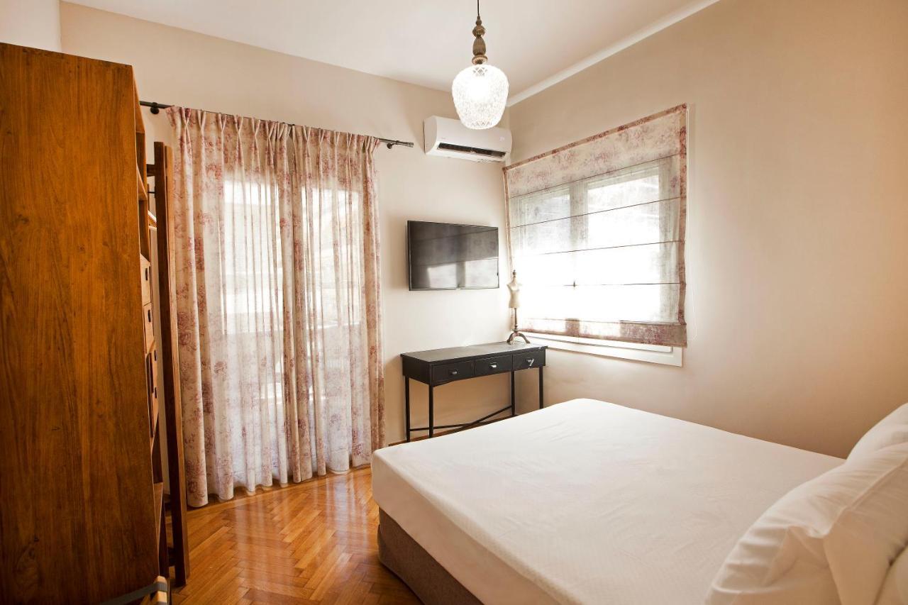 Bentzi Boutique Apartment 4 เอเธนส์ ภายนอก รูปภาพ