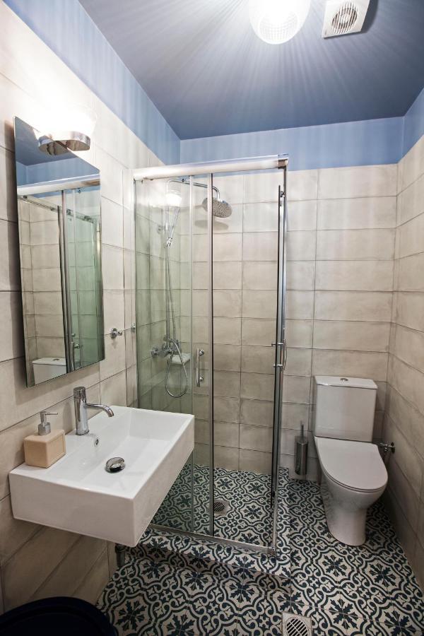 Bentzi Boutique Apartment 4 เอเธนส์ ภายนอก รูปภาพ