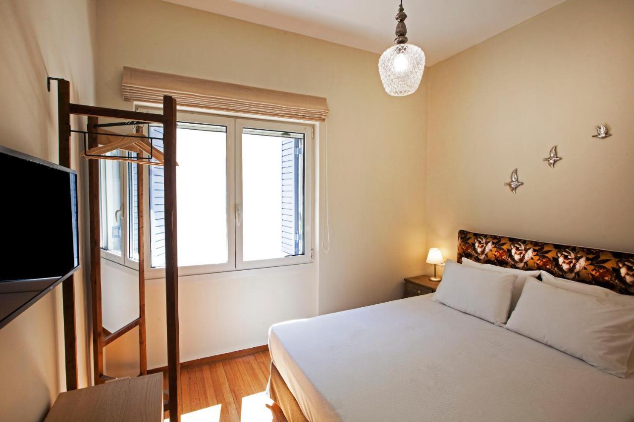 Bentzi Boutique Apartment 4 เอเธนส์ ภายนอก รูปภาพ