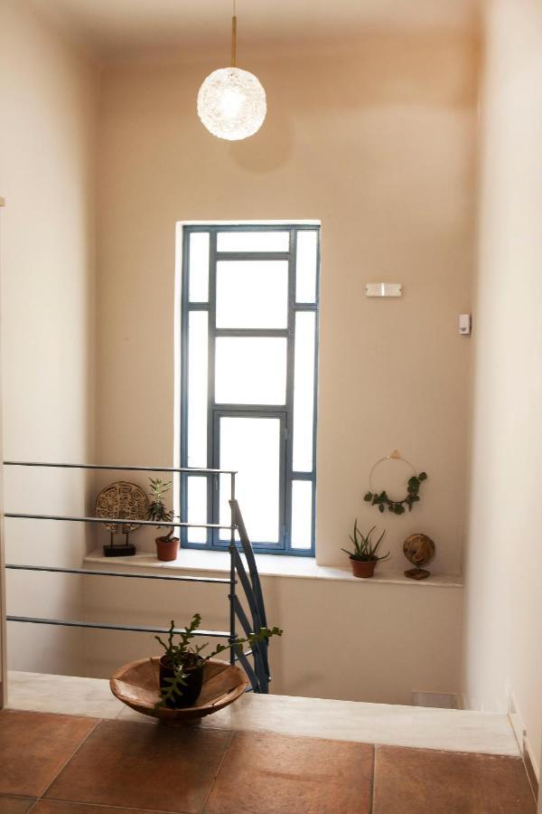 Bentzi Boutique Apartment 4 เอเธนส์ ภายนอก รูปภาพ