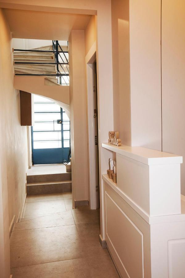 Bentzi Boutique Apartment 4 เอเธนส์ ภายนอก รูปภาพ